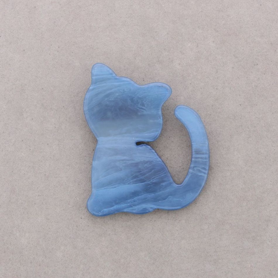 RESIN KITTEN BROOCH