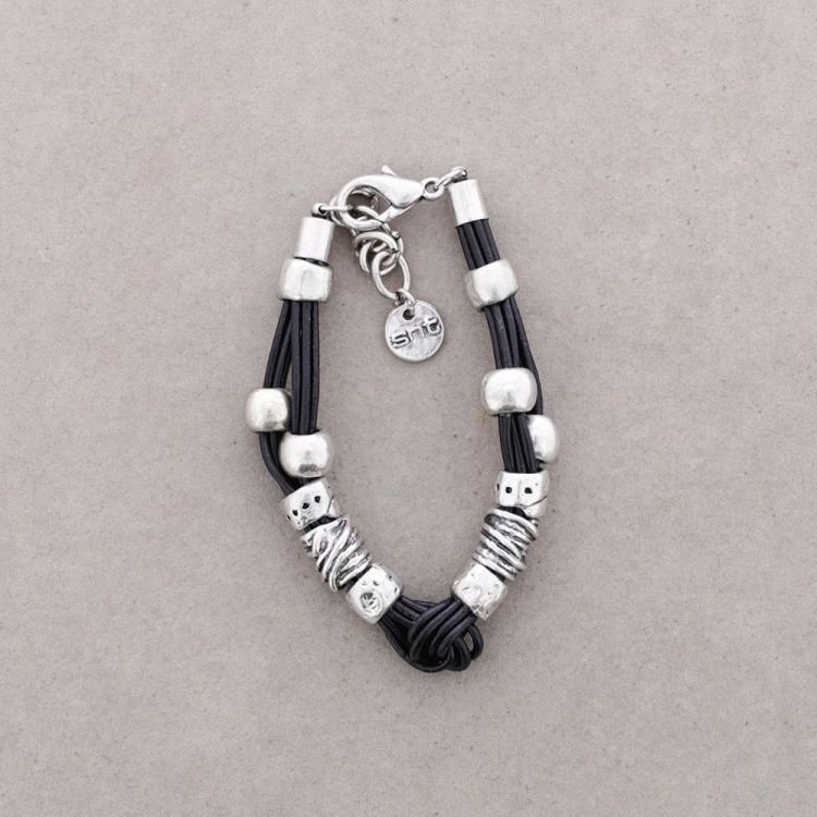 PULSERA CUERO CUENTAS METAL