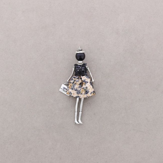 METAL DOLL BROOCH