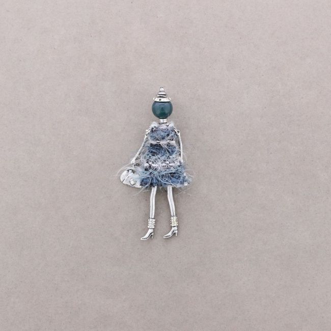 BROCHE METAL MUÑECA