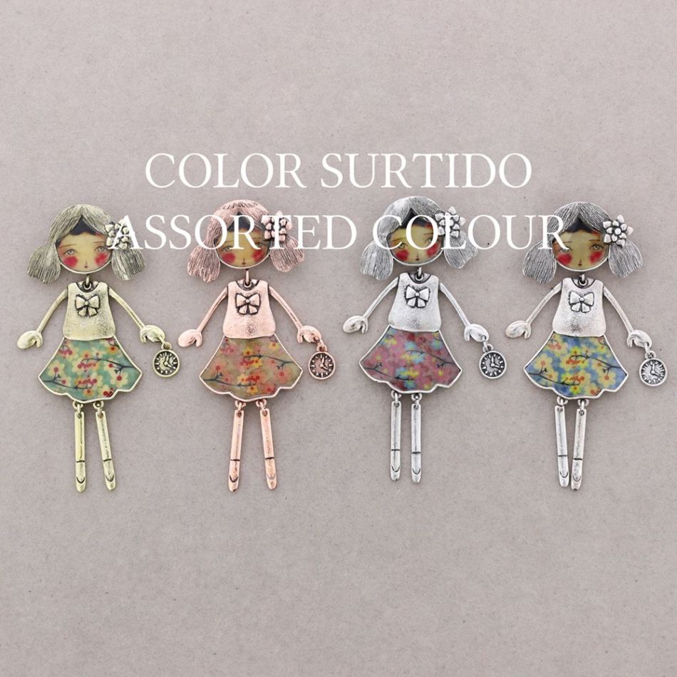 DOLCE BAMBOLINA BROOCH