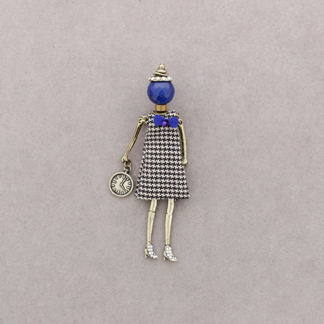 METAL DOLL BROOCH