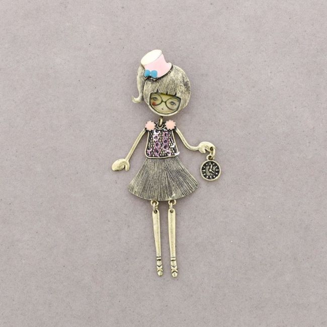 DOLCE BAMBOLINA BROOCH