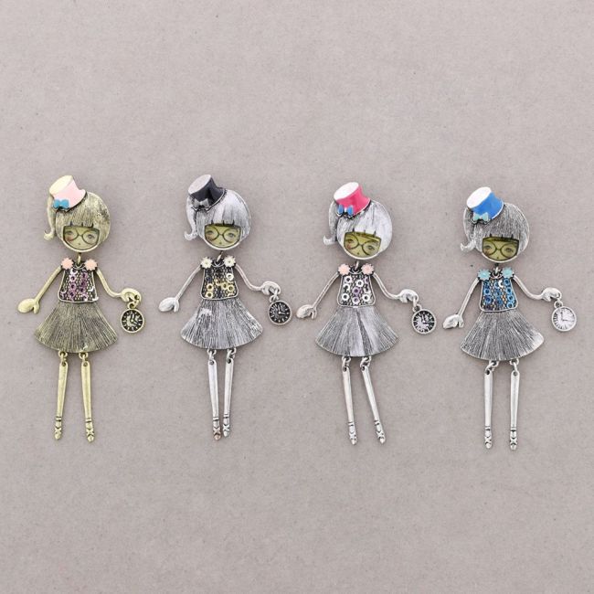 DOLCE BAMBOLINA BROOCH