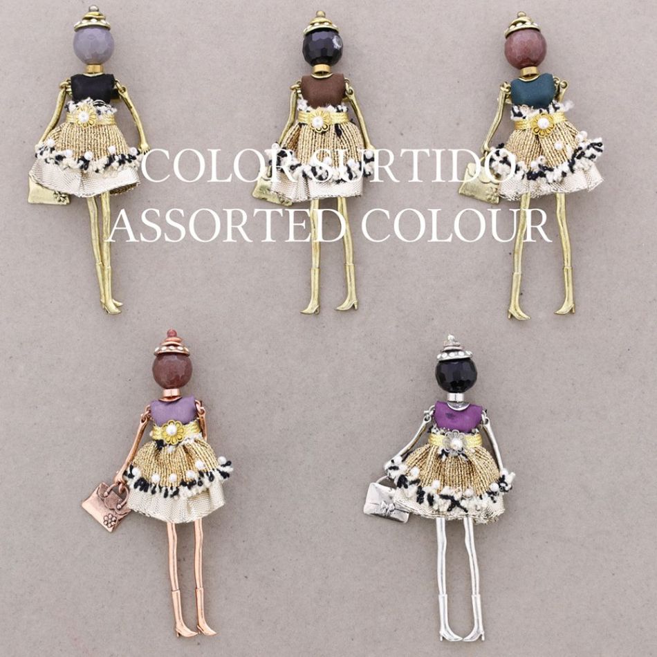DOLL BROOCH