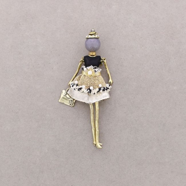 DOLL BROOCH