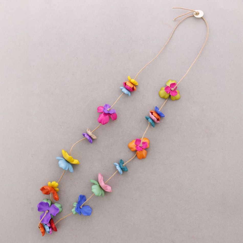 LONG RESIN FLOWER NECKLACE