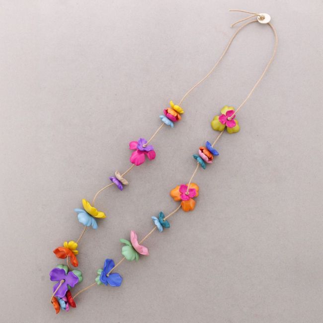 LONG RESIN FLOWER NECKLACE