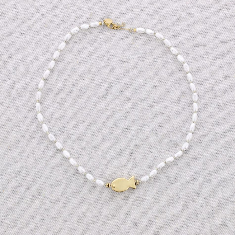 STEEL CHOKER WITH IMITATION PEARL BEADS AND FISH