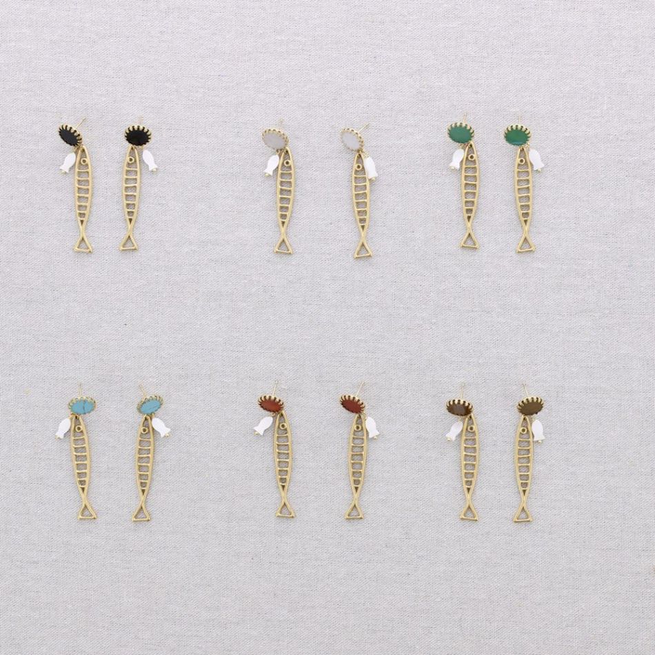 STEEL EARRINGS FISH STONE MOTHER OF PEARL