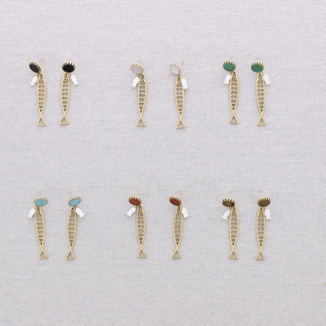STEEL EARRINGS FISH STONE MOTHER OF PEARL