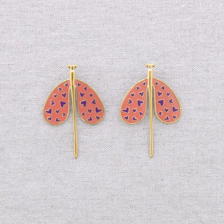PENDIENTES ACERO INSECTO CORAZONES ESMALTE 2