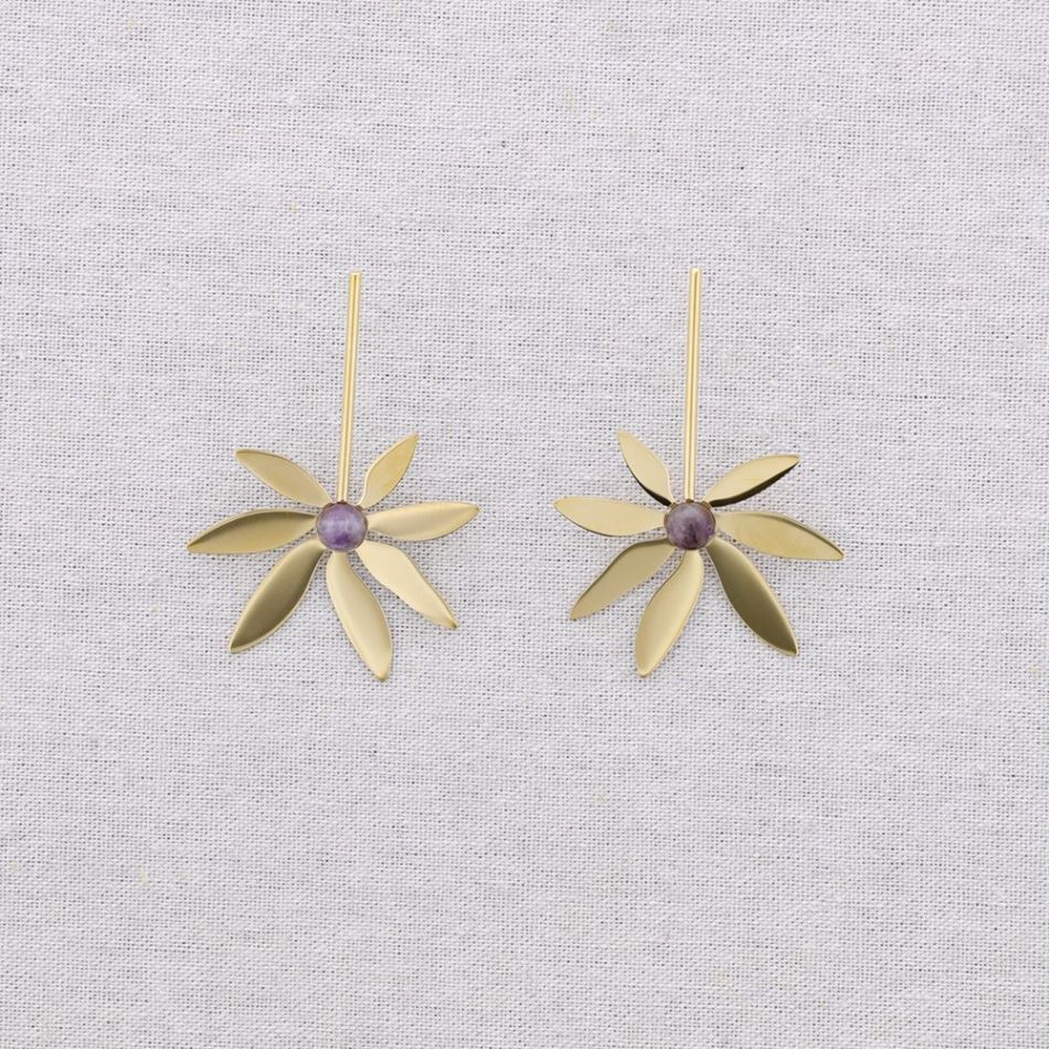 STEEL FLOWER STONES EARRINGS
