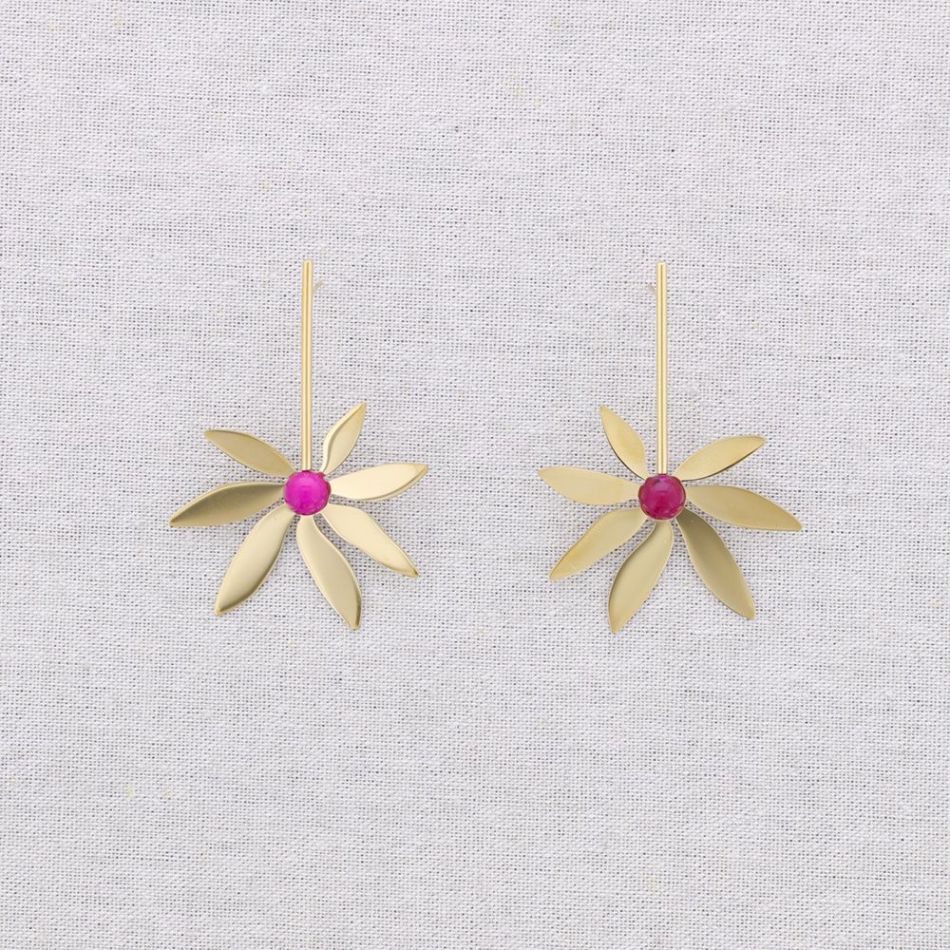 STEEL FLOWER STONES EARRINGS