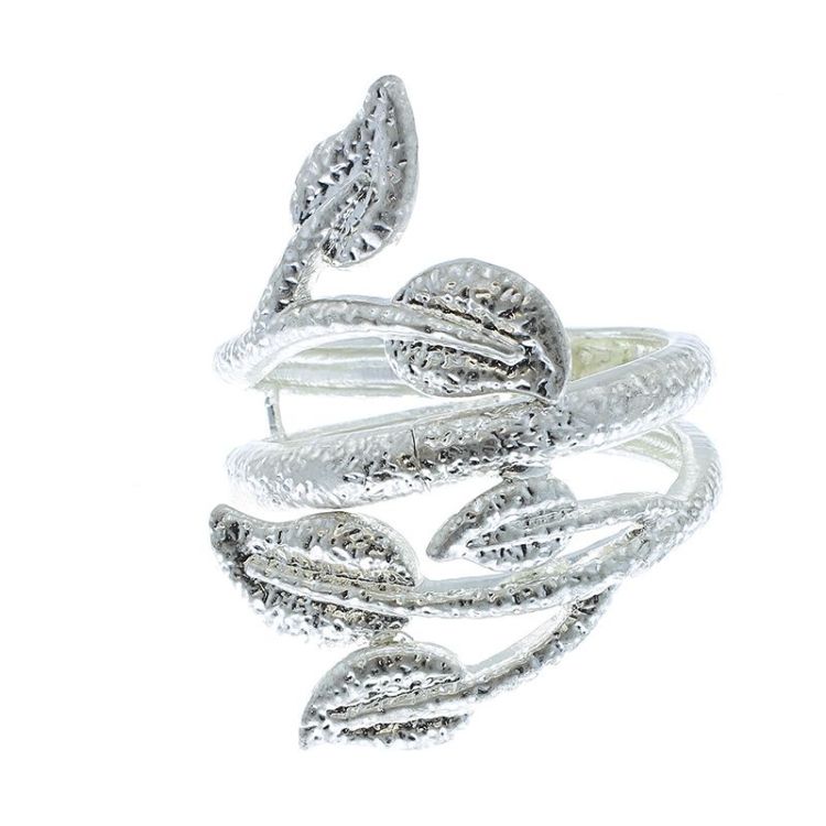 WIDE BRACELET WITH METAL LEAVES