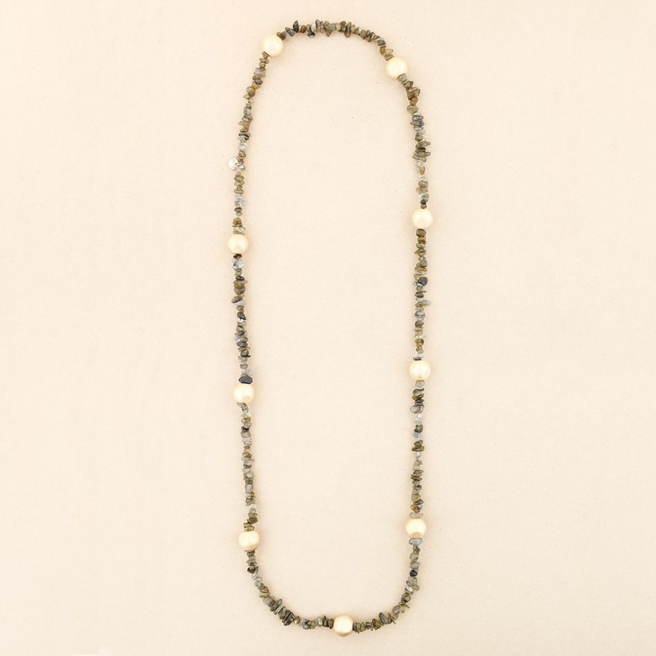 LONG NECKLACE WITH METALLIC FINISH BALL STONES