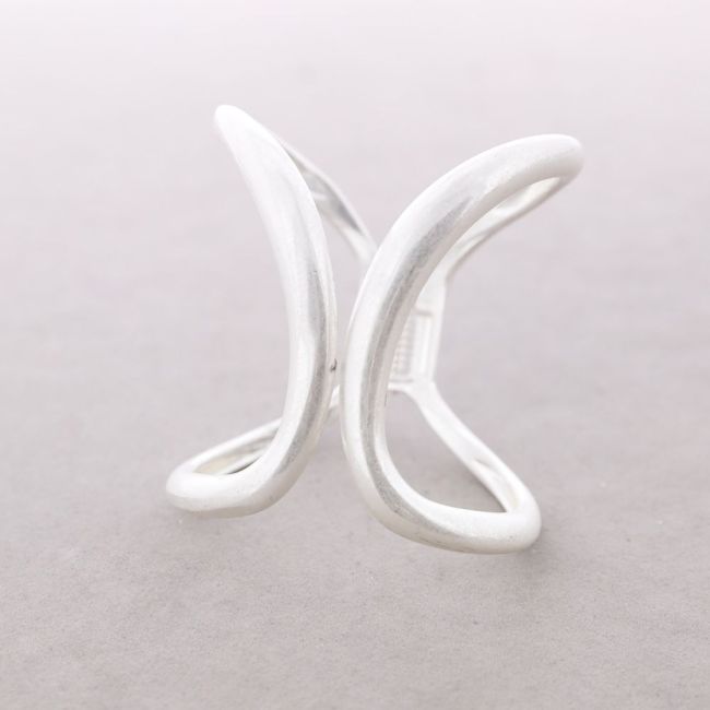 METAL SELF-CLOSING LOOP BRACELET