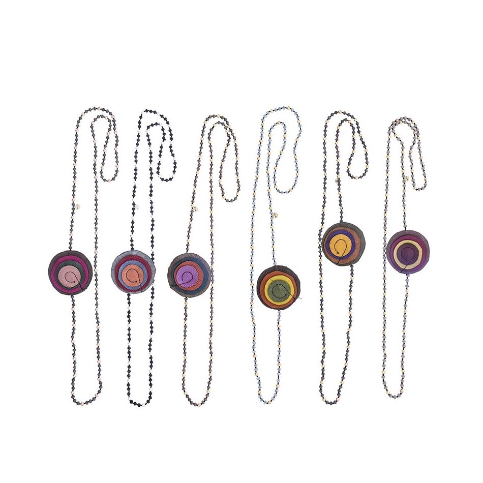 LONG TRIPLE FLOWER CRYSTAL NECKLACE
