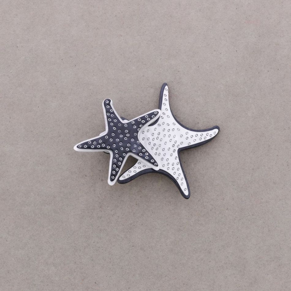 DOUBLE STARFISH BROOCH RESIN