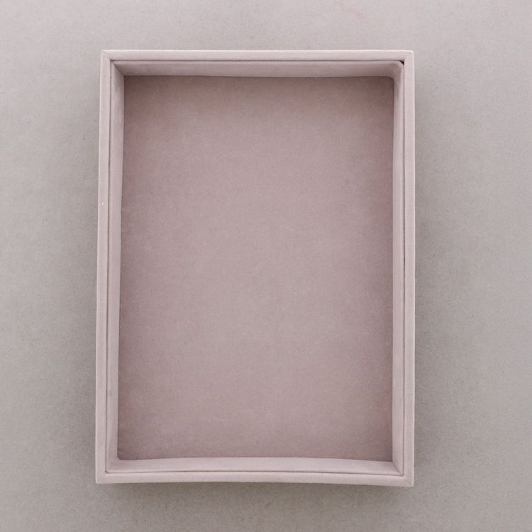 Exhibitor. LINED TOUPE TRAY 29*21