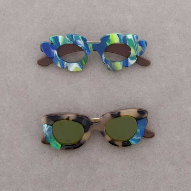 BROCHE SET 2 GAFAS RESINA
