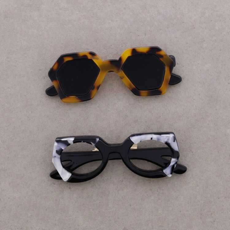 BROCHE SET 2 GAFAS RESINA 2
