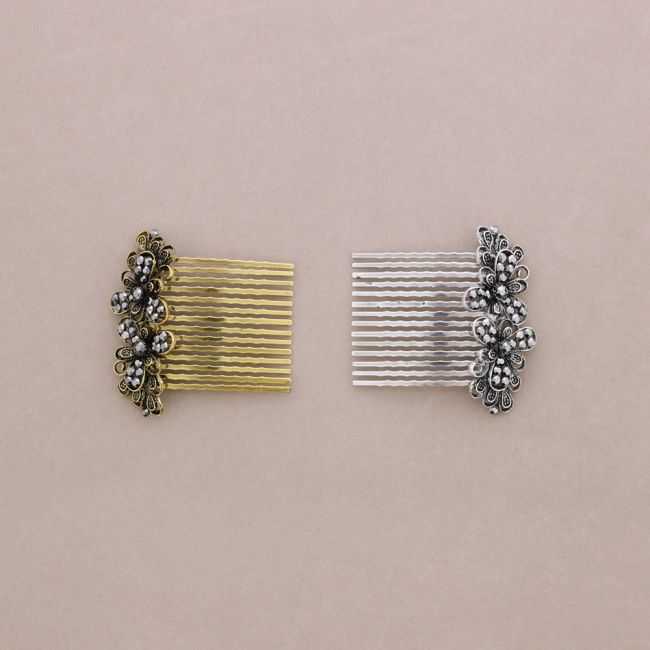 HAIR COMB WITH METAL FLOWERS AND CRYSTALS