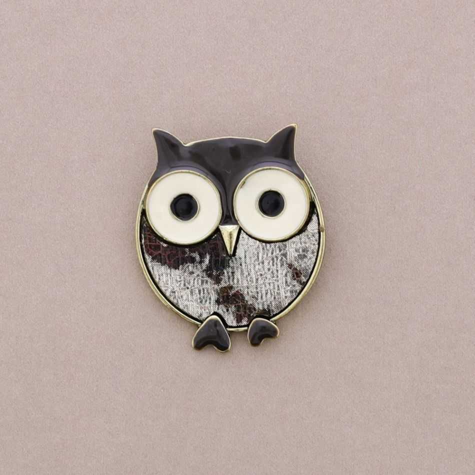 METAL ENAMEL BROOCH
