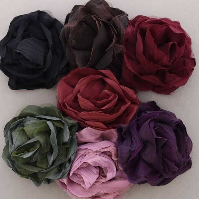 FLOWER BROOCH 17CM