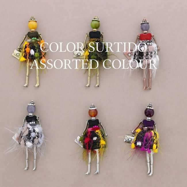 DOLL BROOCH