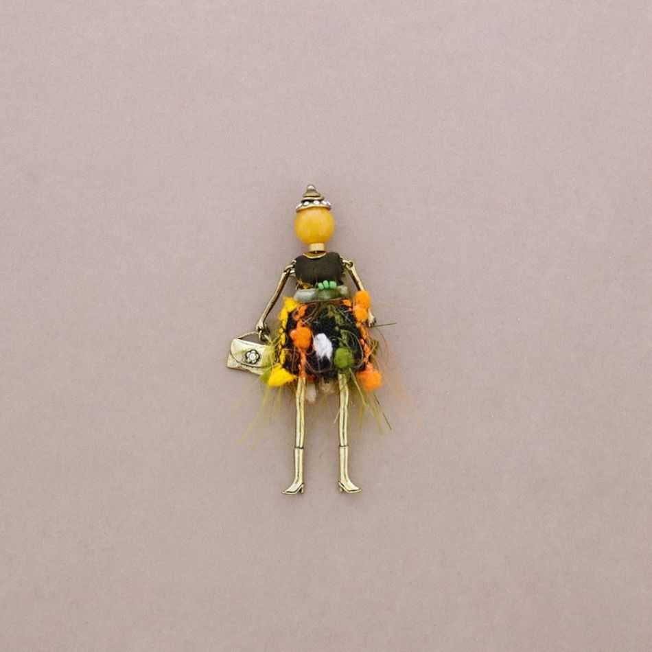 DOLL BROOCH