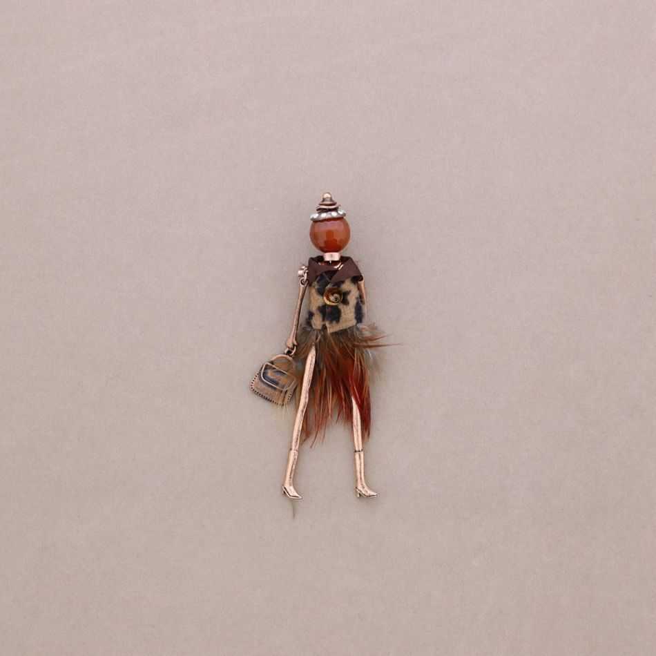 DOLL BROOCH