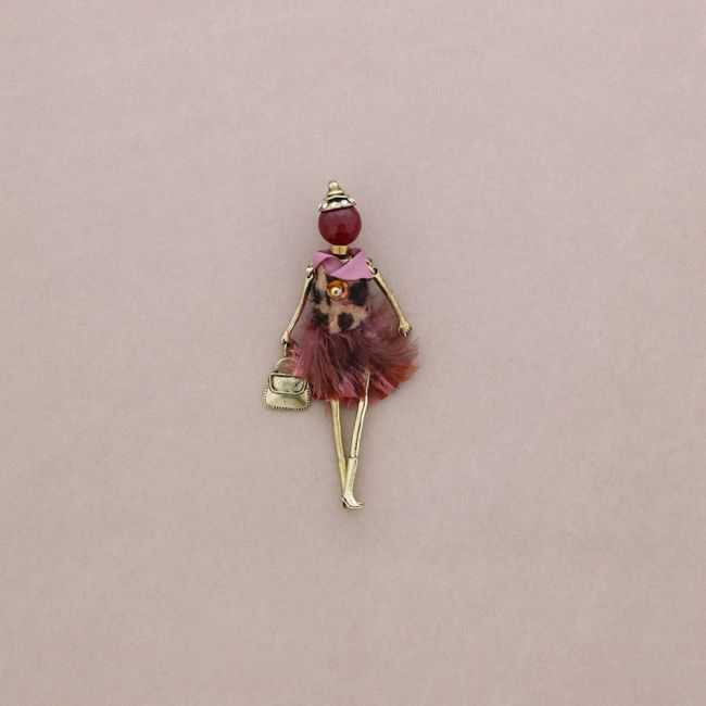 DOLL BROOCH
