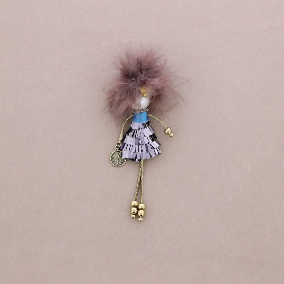 LADY QUEEN DOLL BROOCH
