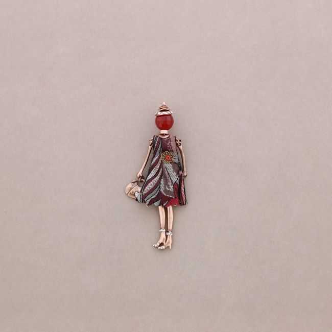 BROCHE METAL MUÑECA