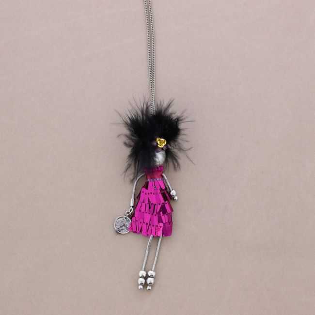 LONG PENDANT NECKLACE LADY QUEEN DOLL