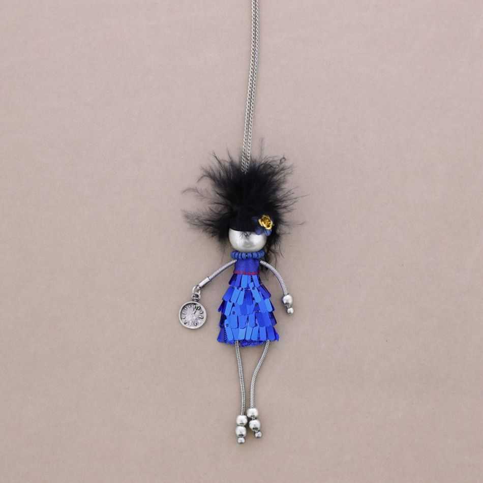 LONG PENDANT NECKLACE LADY QUEEN DOLL