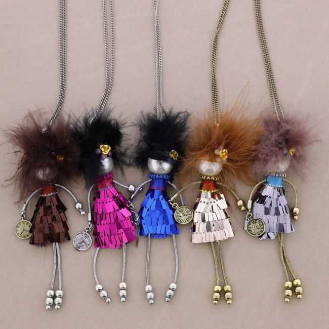 COLLAR LARGO COLG. MUÑECA LADY QUEEN