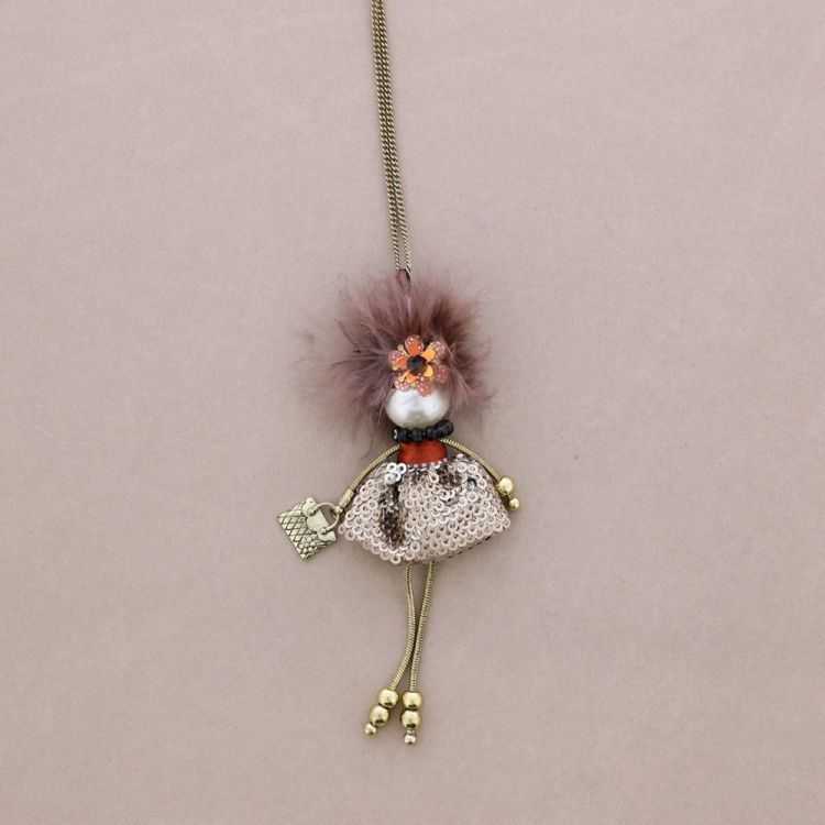 COLLAR LARGO COLG. MUÑECA LADY QUEEN