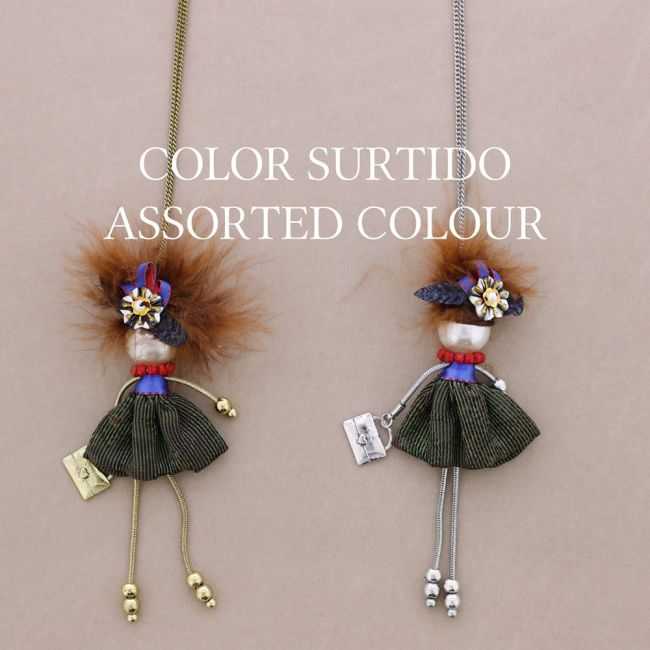 COLLAR LARGO COLG. MUÑECA LADY QUEEN
