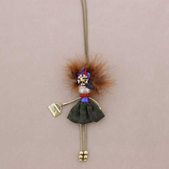 LONG PENDANT NECKLACE LADY QUEEN DOLL