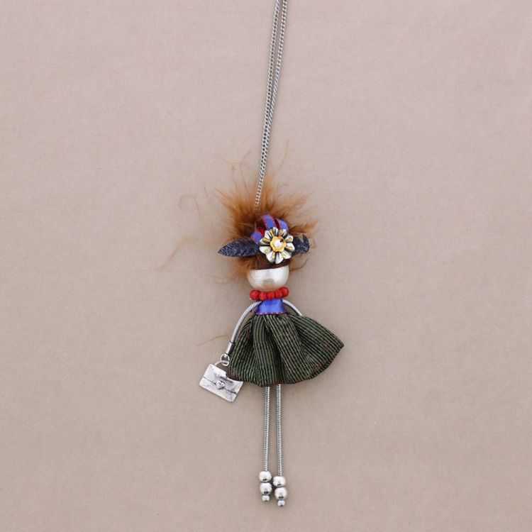 COLLAR LARGO COLG. MUÑECA LADY QUEEN