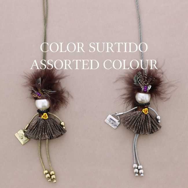 LONG NECKLACE LADY QUEEN DOLL PENDANT