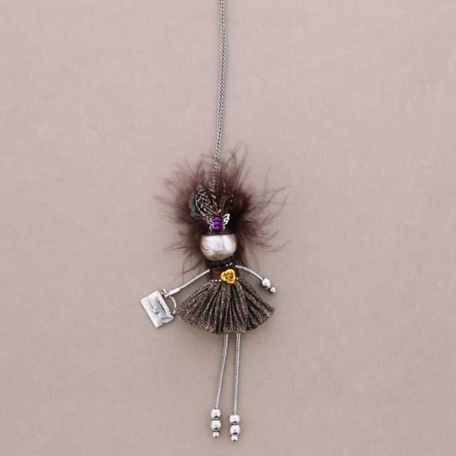 LONG NECKLACE LADY QUEEN DOLL PENDANT