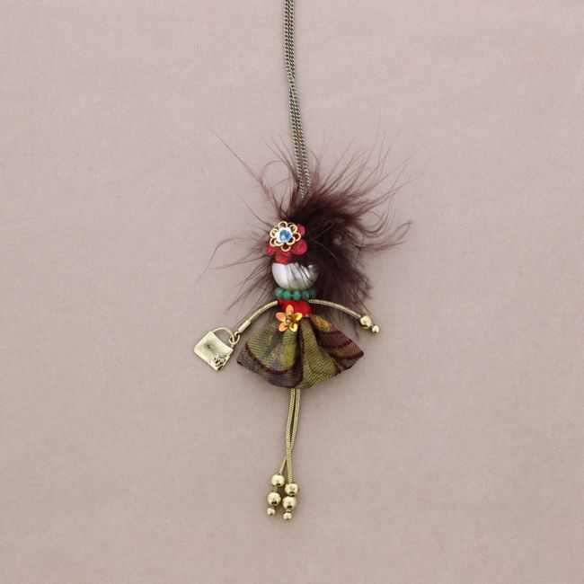 LONG PENDANT NECKLACE LADY QUEEN DOLL