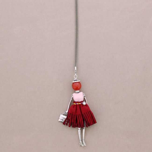 LONG PENDANT NECKLACE DOLL