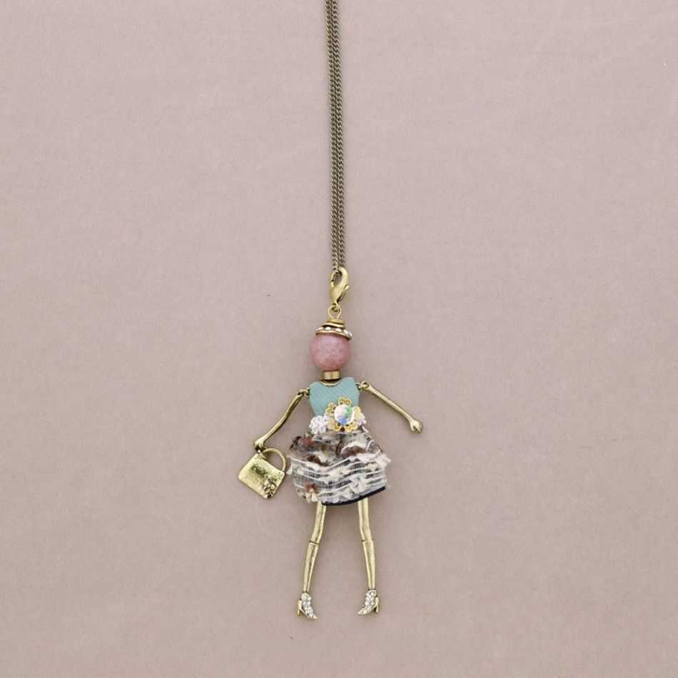 LONG PENDANT NECKLACE DOLL