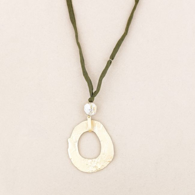 COLLAR LARGO COLGANTE PIEDRA DÓNUT METAL