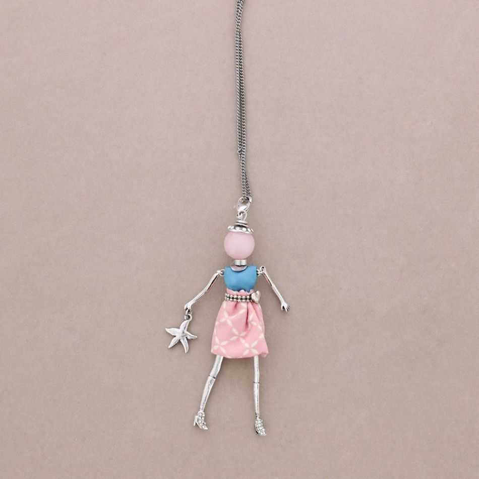LONG PENDANT NECKLACE DOLL