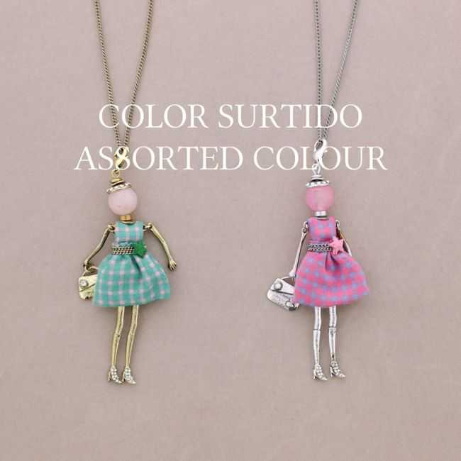LONG PENDANT NECKLACE DOLL